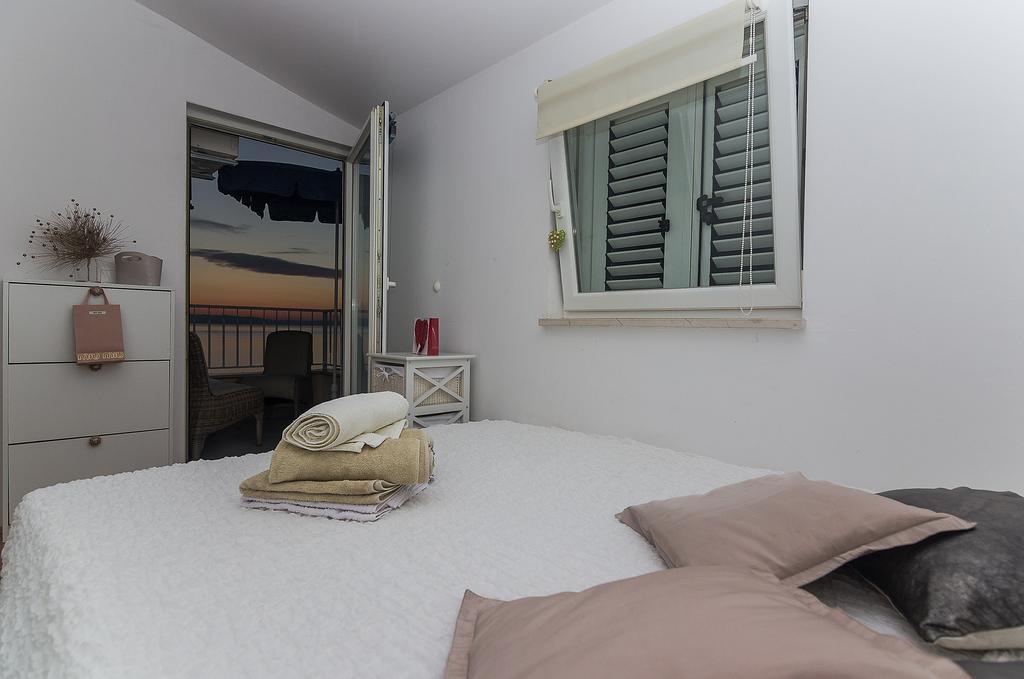 Apartment Karmela Makarska Exterior photo
