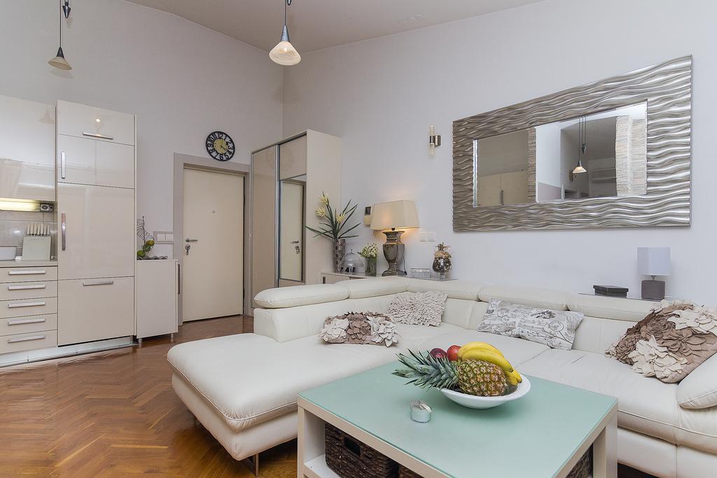 Apartment Karmela Makarska Exterior photo
