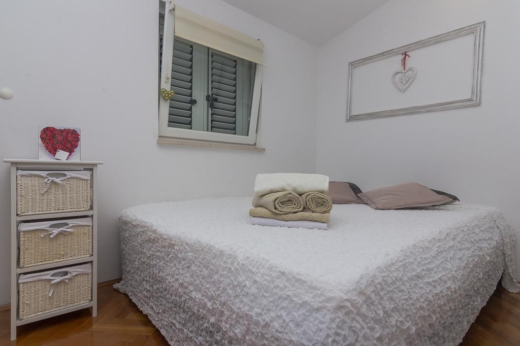 Apartment Karmela Makarska Exterior photo